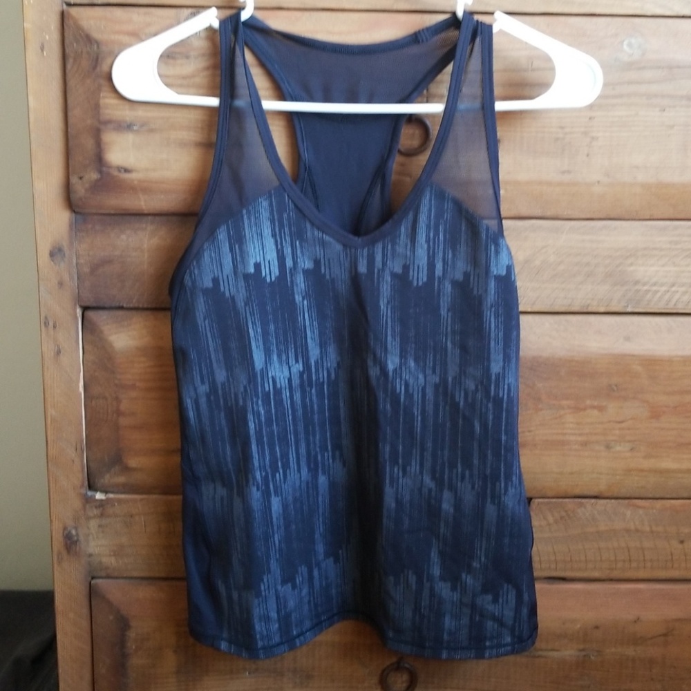 Lululemon tank